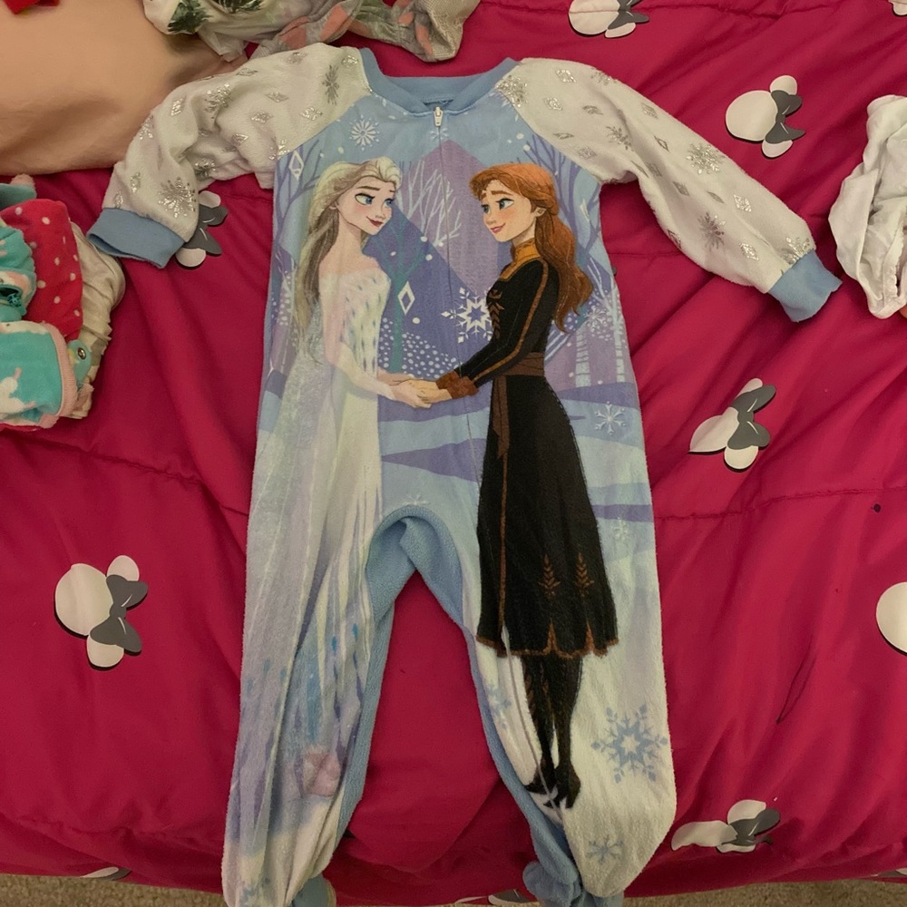 Frozen Footies